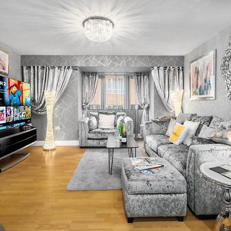 Luxury City Centre Apartment - Parking - Smart Tv - Wifi - Intercom Μπέρμιγχαμ Εξωτερικό φωτογραφία