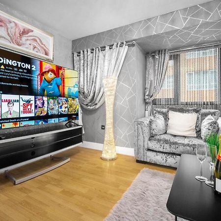 Luxury City Centre Apartment - Parking - Smart Tv - Wifi - Intercom Μπέρμιγχαμ Εξωτερικό φωτογραφία