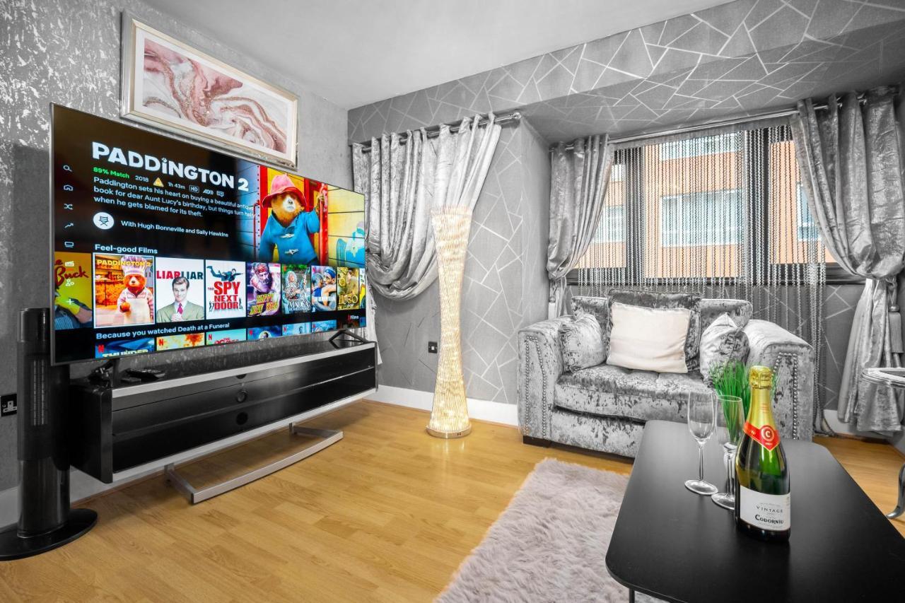 Luxury City Centre Apartment - Parking - Smart Tv - Wifi - Intercom Μπέρμιγχαμ Εξωτερικό φωτογραφία
